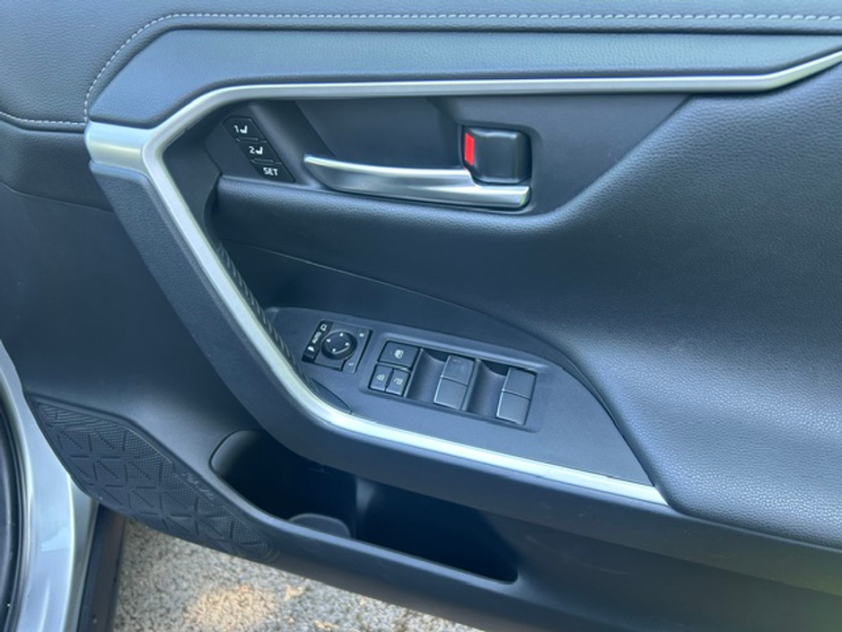 2019 Toyota Rav4 2.5L Petrol Hybrid For Sale Images