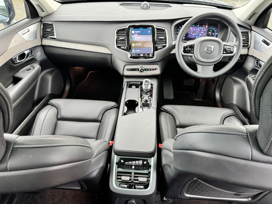 2024 Volvo XC90 2.0L Hybrid For Sale Images