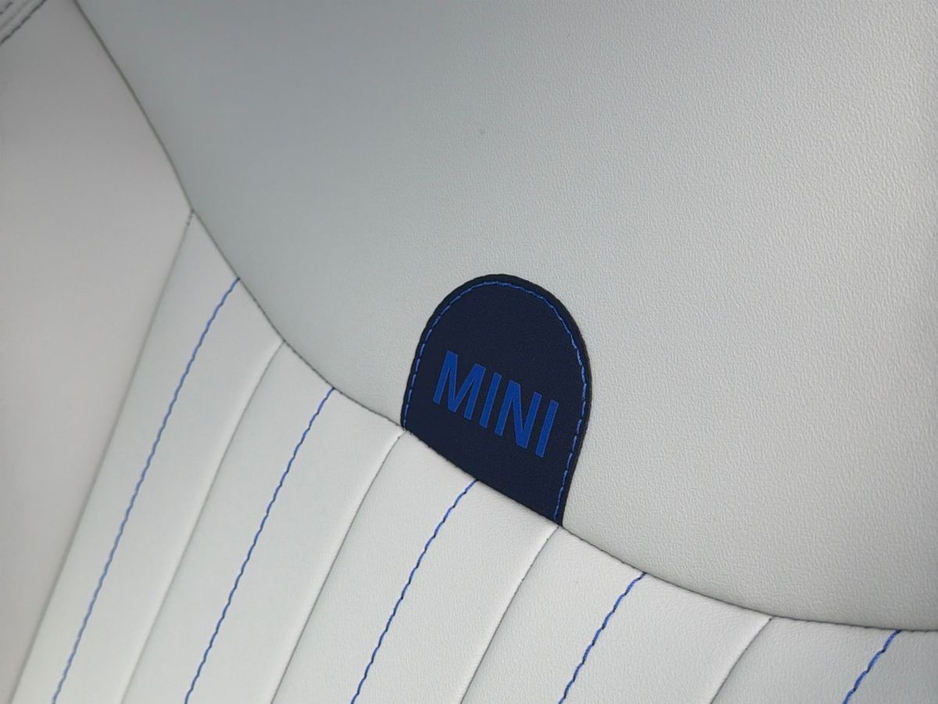 2025 MINI Hatch 0L Electric For Sale Images