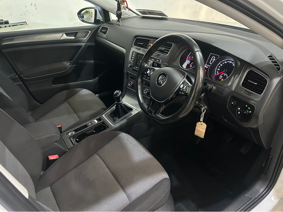 2016 Volkswagen Golf 1.6L Diesel For Sale Images