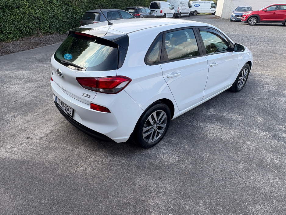 2017 Hyundai i30 1.6L Diesel For Sale Images