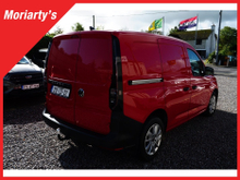 2021 Volkswagen Caddy 2L Diesel For Sale Images