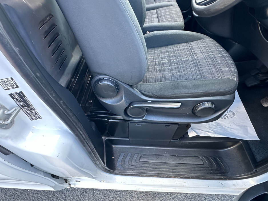 2015 Mercedes-Benz Vito 1.6L Diesel For Sale Images