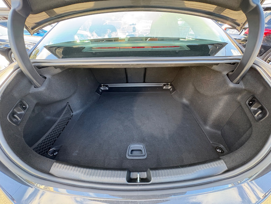 2023 Mercedes-Benz C Class 2L Diesel Hybrid For Sale Images