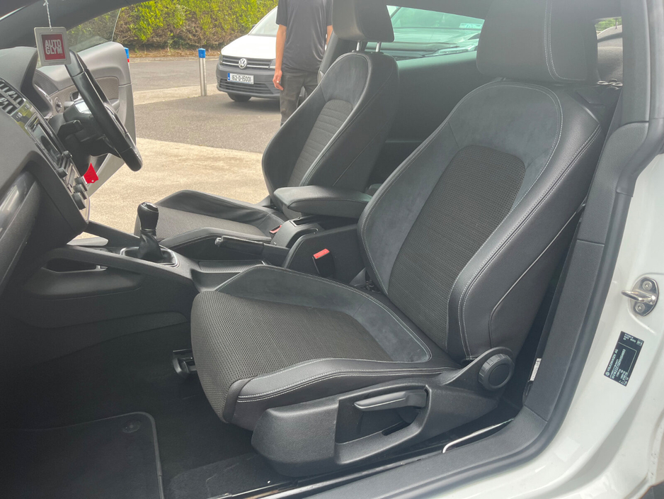 2016 Volkswagen Scirocco 2L Diesel For Sale Images
