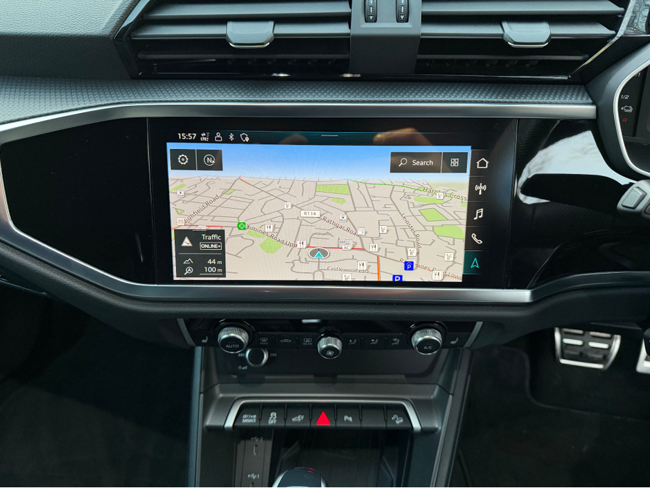 2024 Audi Q3 1.4L Petrol Plug-in Hybrid For Sale Images