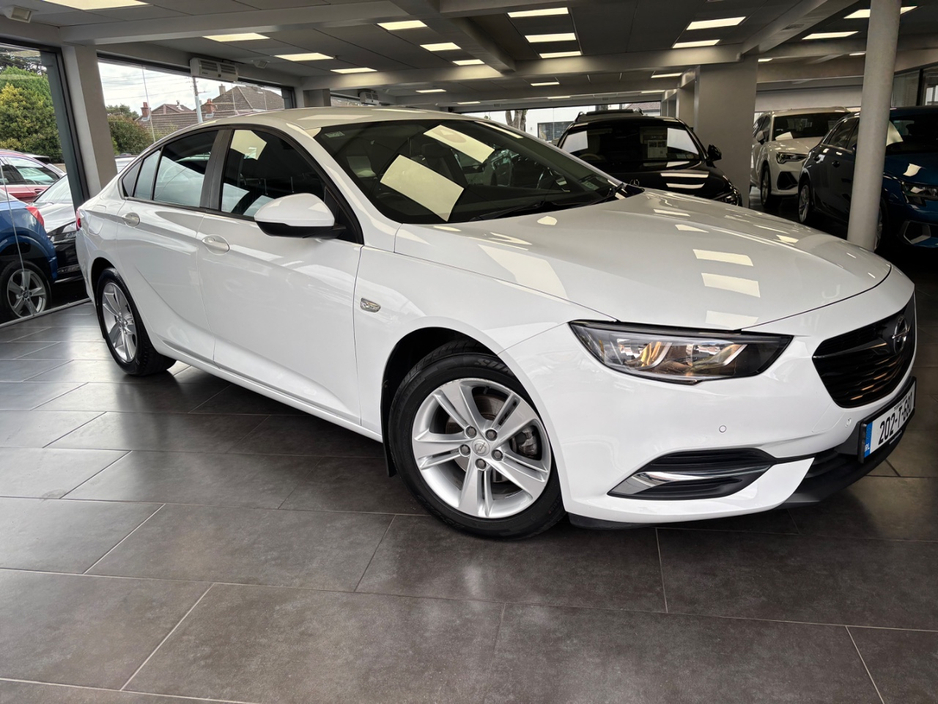 2020 Opel Insignia 1.5L Petrol For Sale Images