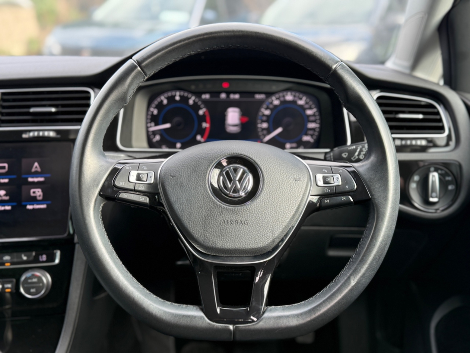 2017 Volkswagen Golf 1.4L Petrol For Sale Images