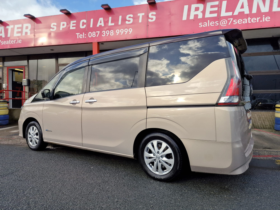 2017 Nissan Serena 2L Petrol Hybrid For Sale Images
