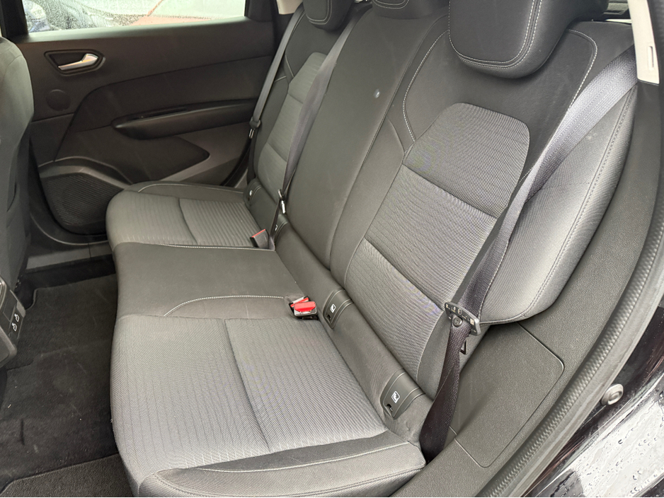 2024 Renault Arkana 1.3L Petrol For Sale Images