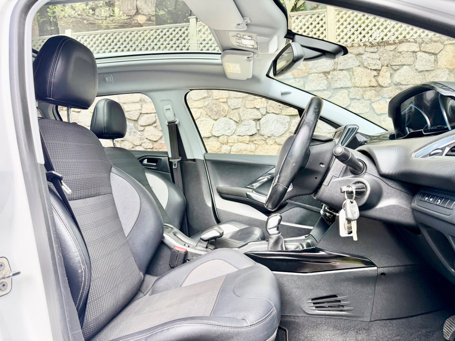 Peugeot 2008 1.2 PTECH ALLURE PREMIUM 82 5DR — thumbnail 18