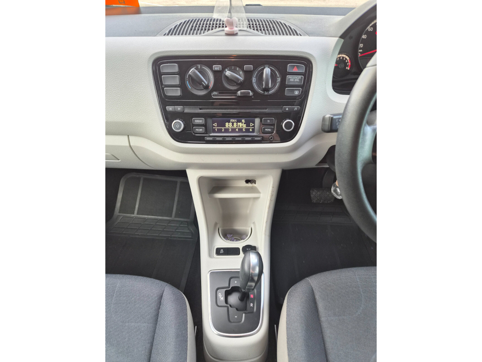Volkswagen up! 1.0 75BHP TAKE UP — thumbnail 12