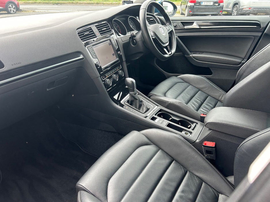 2017 Volkswagen Golf 1.4L Petrol For Sale Images