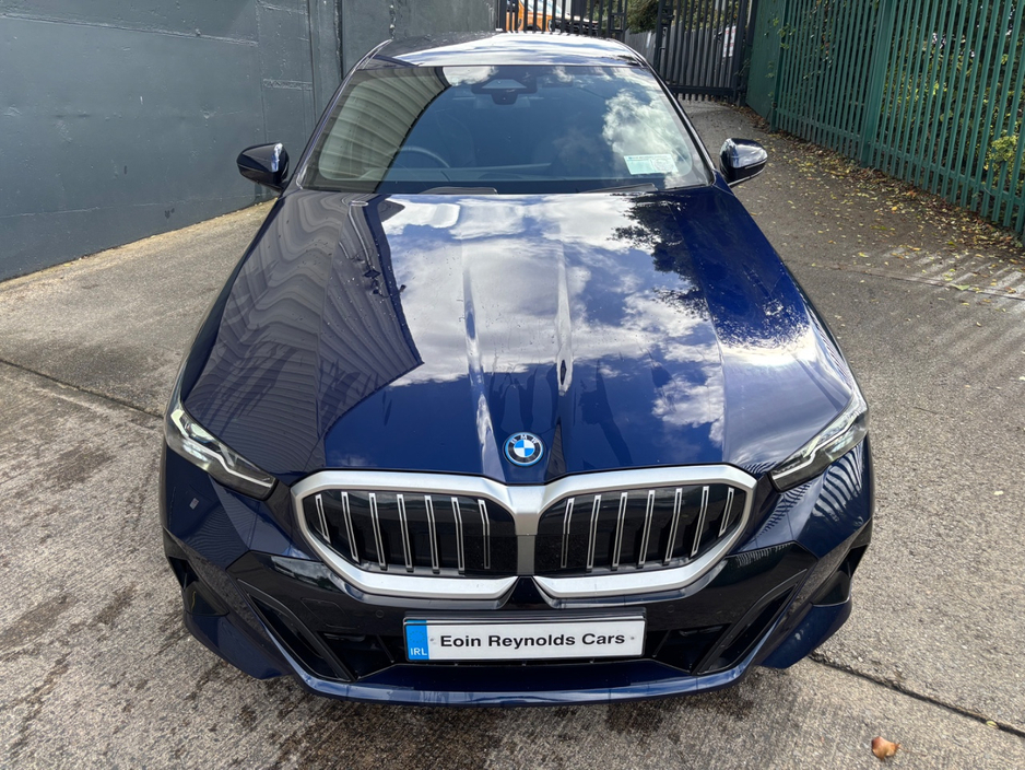 2025 BMW 5 Series 2L Petrol Plug-in Hybrid For Sale Images