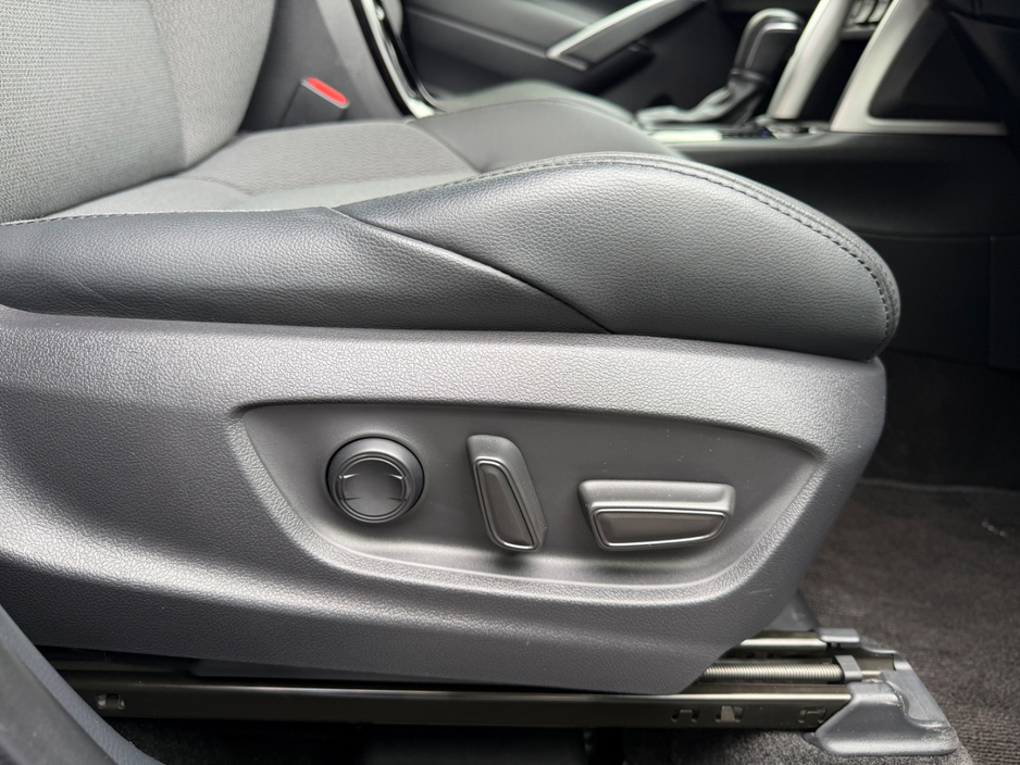 2024 Toyota Corolla Cross 1.8L Hybrid For Sale Images