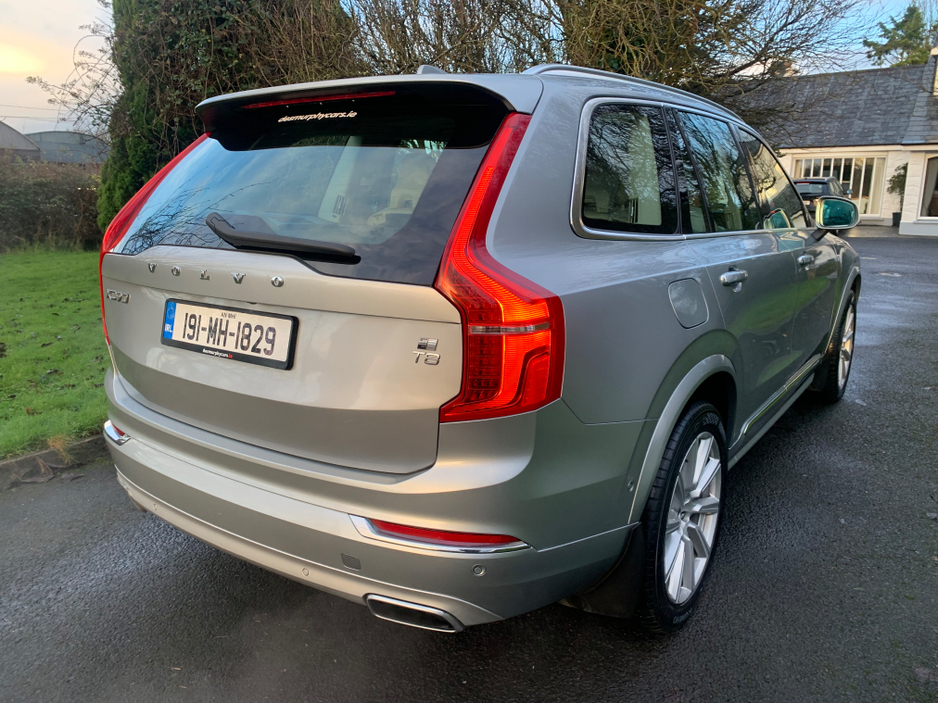 2019 Volvo XC90 2L Petrol Plug-in Hybrid For Sale Images