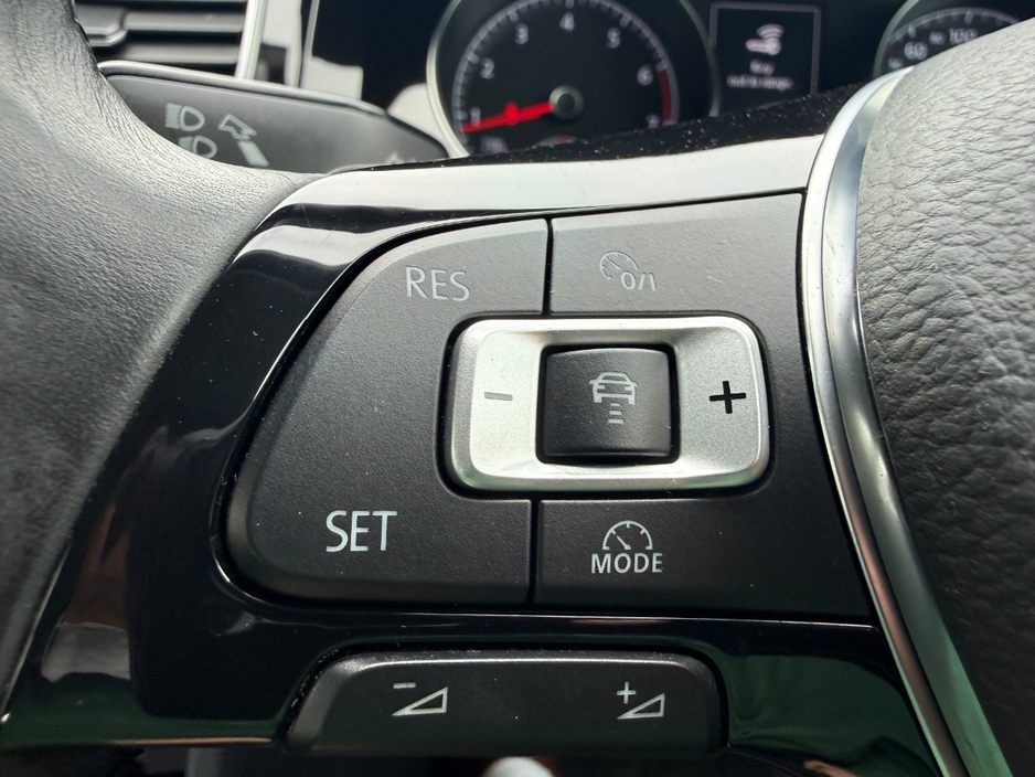 2015 Volkswagen Golf 1.4L Petrol For Sale Images