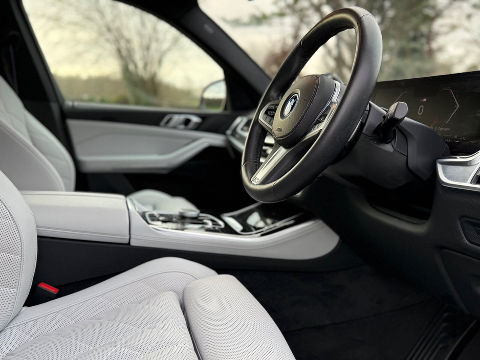 2024 BMW X5 3L Petrol Plug-in Hybrid For Sale Images