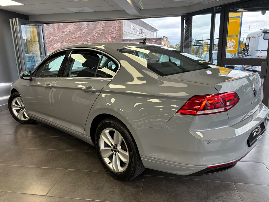 2022 Volkswagen Passat 2L Diesel For Sale Images