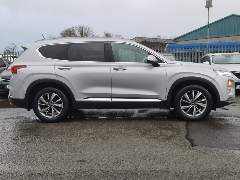 2019 Hyundai Santa Fe 2.2L Diesel For Sale Images