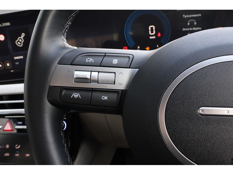 Hyundai Tucson Tucson FL Executive - Special 4.99% APR Finance Available on This Vehicle — thumbnail 12