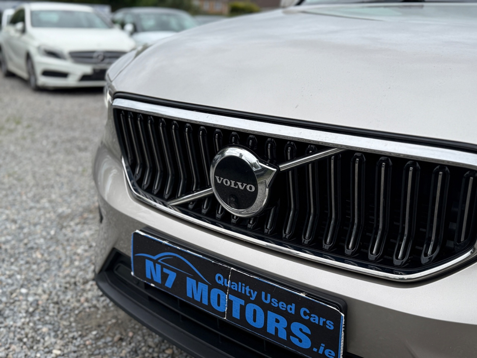 2022 Volvo XC40 1.5L Petrol Plug-in Hybrid For Sale Images