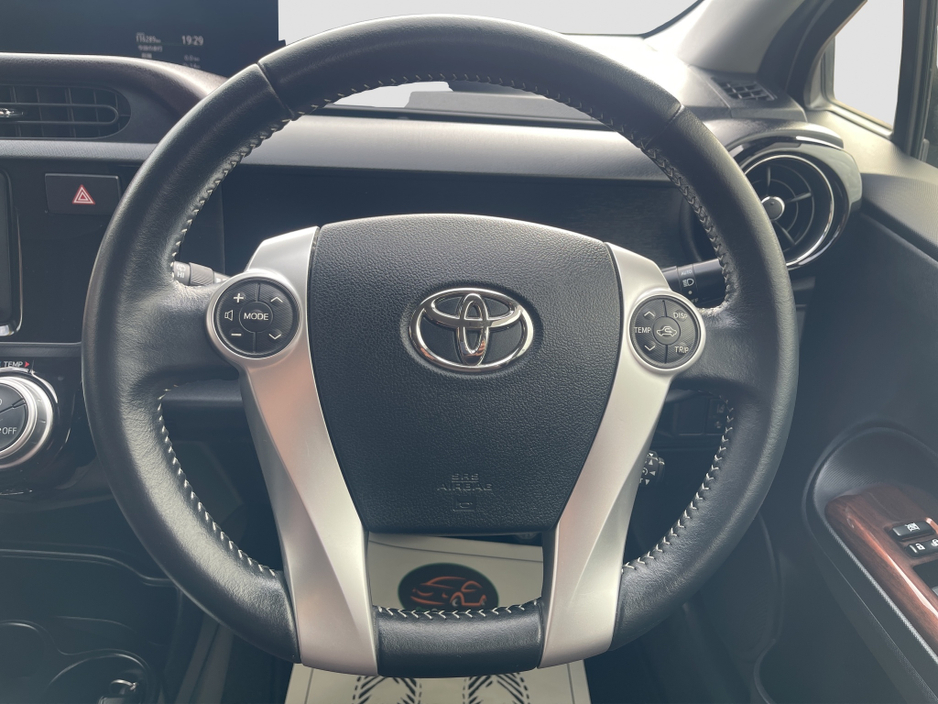 Toyota Aqua 2015 TOYOTA  AQUA 1.5 HYBRID AUTOMATIC *FINANCE* — thumbnail 15