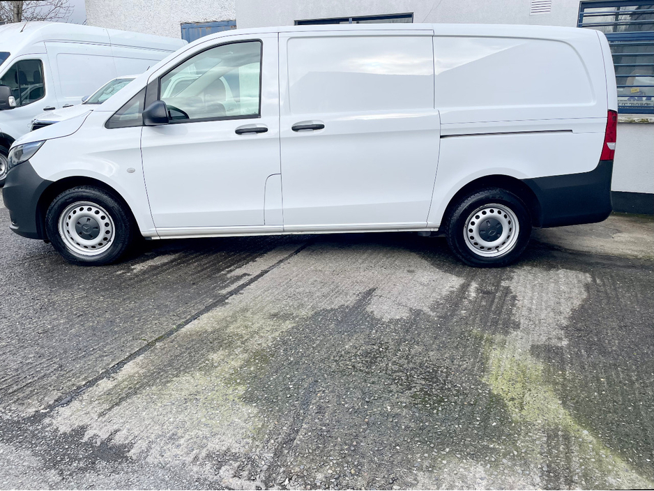 2023 Mercedes-Benz Vito 2L Diesel For Sale Images