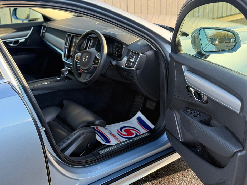 2020 Volvo S90 2L Diesel For Sale Images