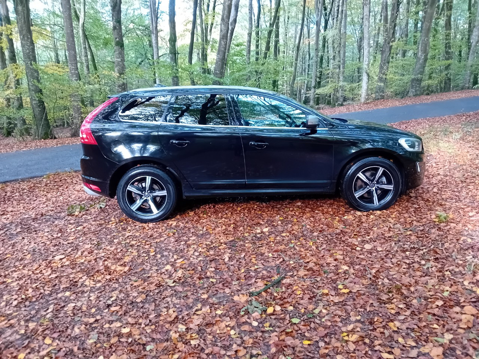 2017 Volvo XC60 2.4L Diesel For Sale Images