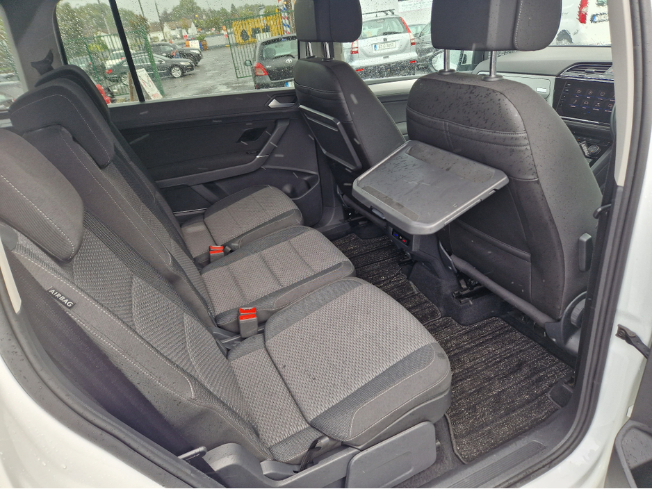 2017 Volkswagen Touran 1.4L Petrol For Sale Images