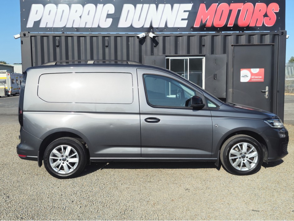 2022 Volkswagen Caddy 2L Diesel For Sale Images