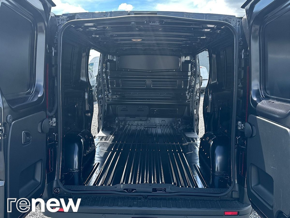 2025 Renault Trafic 2.0L Diesel For Sale Images