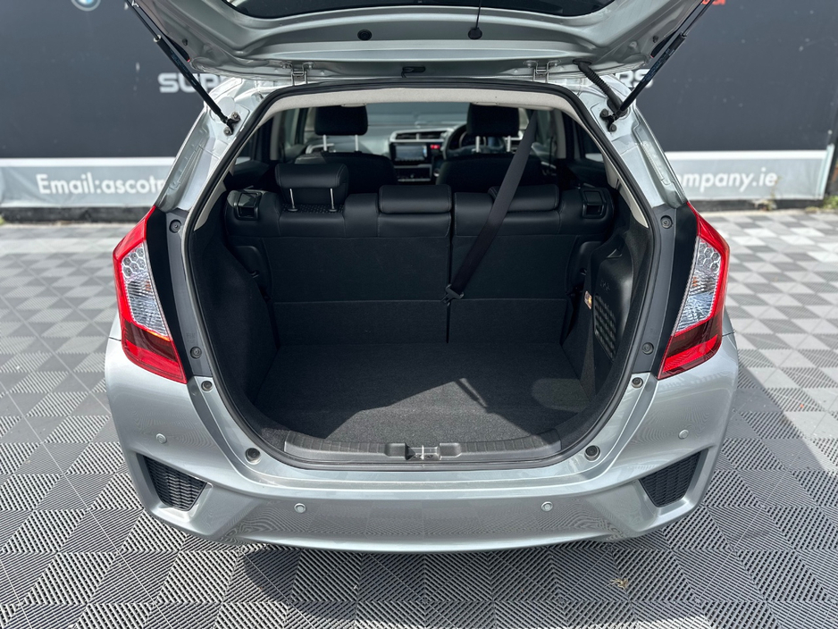 Honda Fit 1.5 Petrol Hyrbid — thumbnail 10