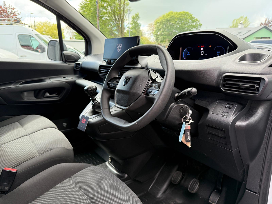 2024 Peugeot Partner 1.5L Diesel For Sale Images