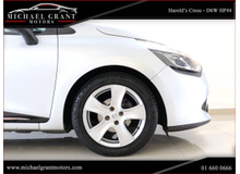 2014 Renault Clio 1.1L Petrol For Sale Images