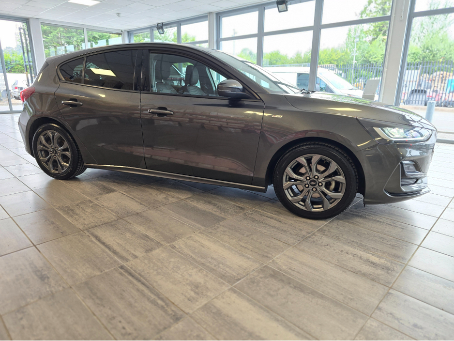 2023 Ford Focus 1.0L Petrol Hybrid For Sale Images