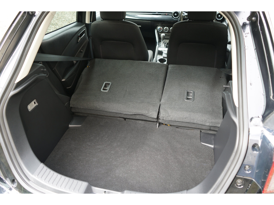 Mazda Demio — thumbnail 23
