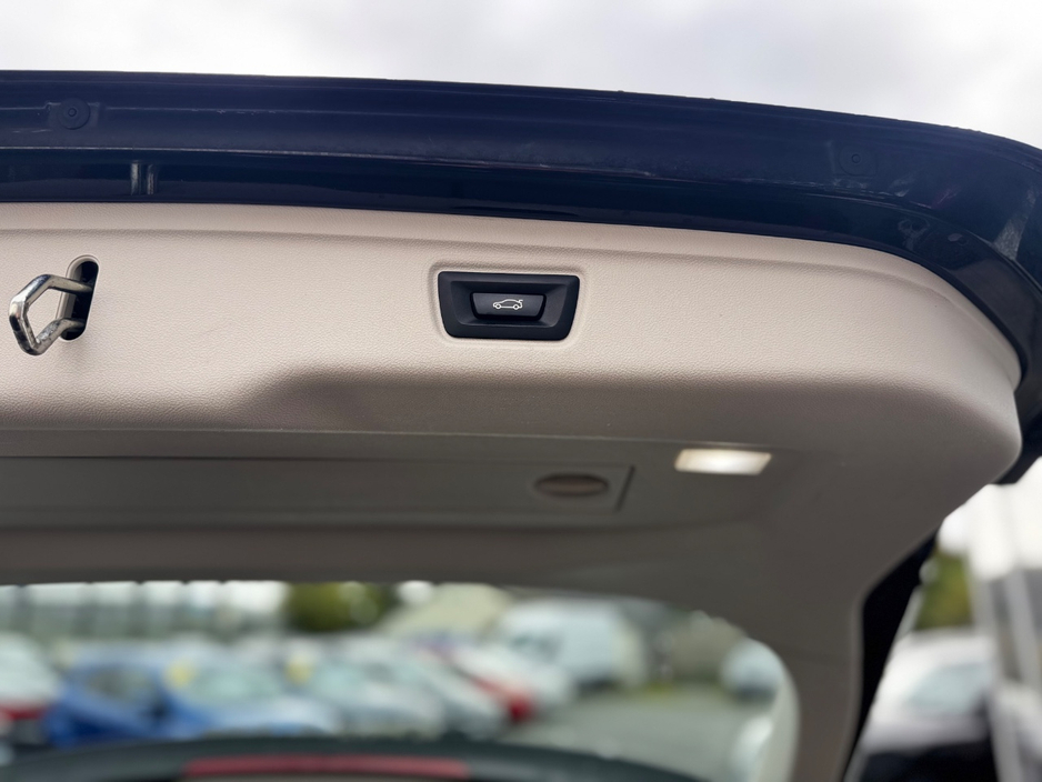 2022 BMW 3 Series 2L Petrol Plug-in Hybrid For Sale Images