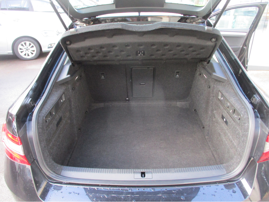 2022 Skoda Superb 2L Diesel For Sale Images