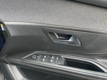 2018 Peugeot 5008 1.5L Diesel For Sale Images
