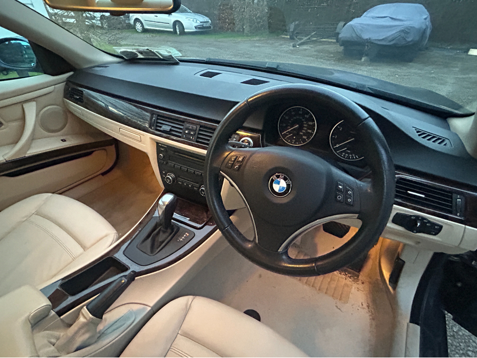 BMW 3 Series ONLY 67000KLMS//NCT 9/2027//1 PRIVATE OWNER IRISH CAR WITH 13 STAMP SERVICE HISTORY////UNIQUE OPPORTUNITY ///STUNNING  ORIGINAL IRISH CAR — thumbnail 11