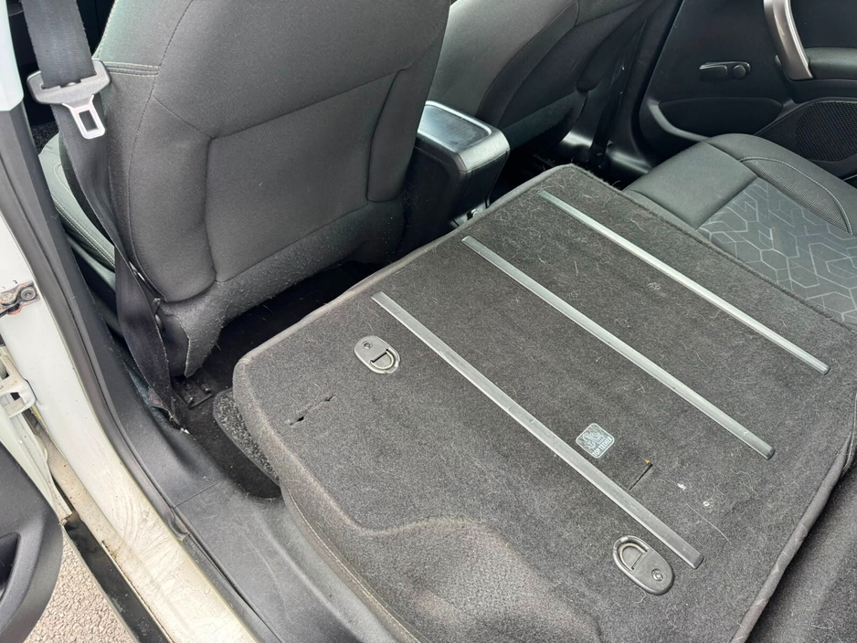 Peugeot 2008 1.2 VTI 82 bhp Active — thumbnail 7