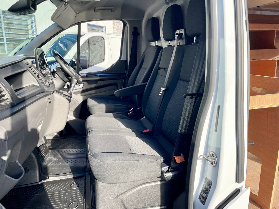 2022 Ford Transit Custom 2L Diesel For Sale Images