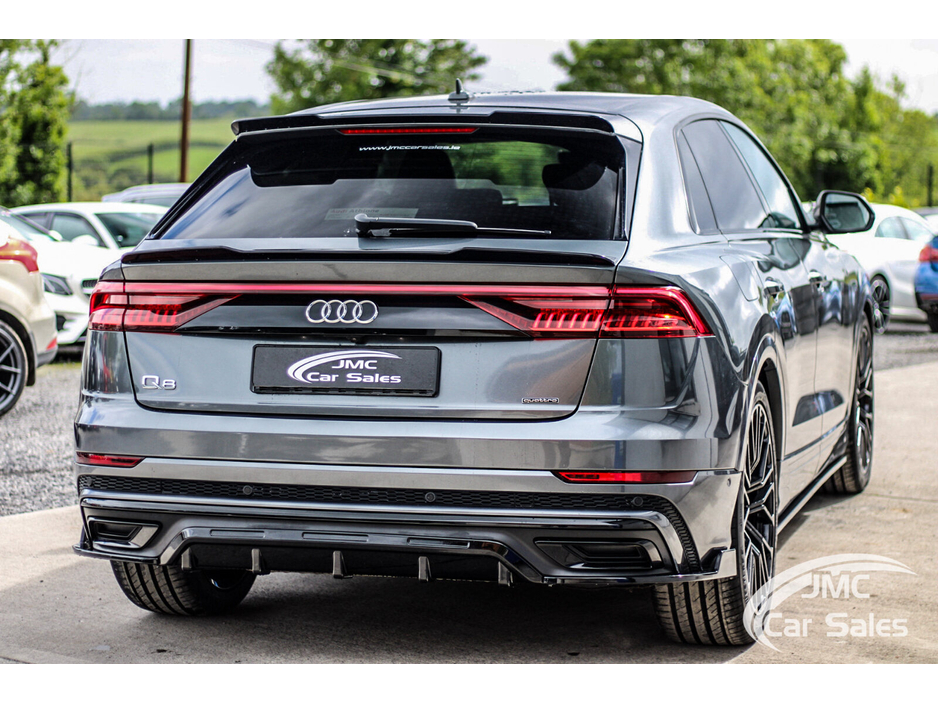 2021 Audi Q8 3L Diesel For Sale Images