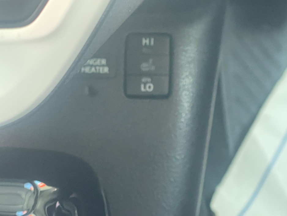 2018 Toyota Prius 1.8L Petrol Hybrid For Sale Images