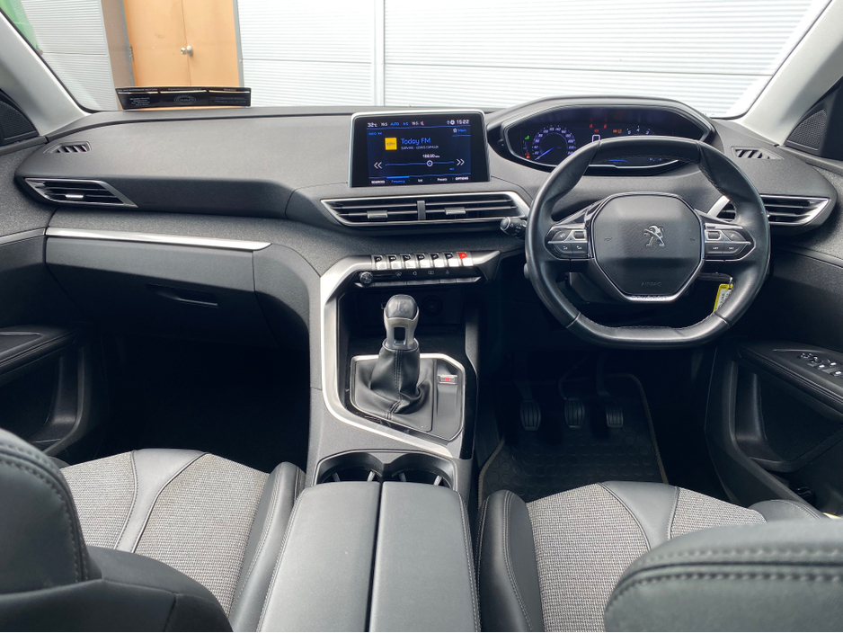 2019 Peugeot 5008 1.2L Petrol For Sale Images