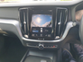 2022 VOLVO V60 B4 P MHEV (197hp) Momentum