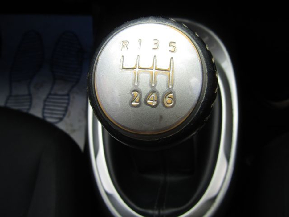 Nissan Juke 1.2 SV 4DR — thumbnail 31