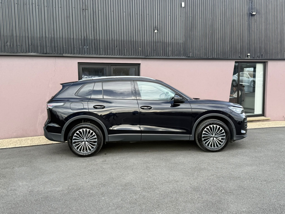 2024 Volkswagen Tiguan 1.5L Petrol Plug-in Hybrid For Sale Images